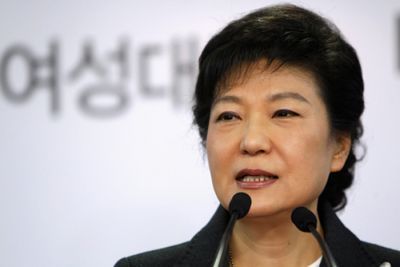 Оппозиция южной кореи не согласна с тем, что пак кын хе будет работать до апреля