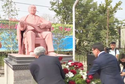 Памятник к 90-летию калихана алтынбаева открыли в вко
