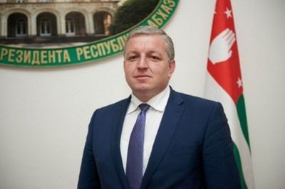 Правительству абхазии надо заняться экономикой, а не политикой — мнения - «экономика»