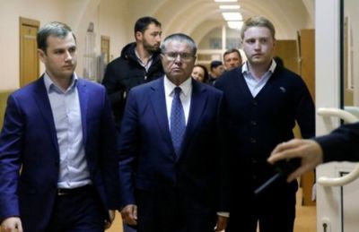 «Роснефть» опровергла увольнение «организатора» ареста улюкаева: это бред - «экономика»