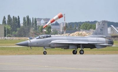 Туркменистан заинтересовался пакистанскими боевыми самолетами jf-17 — новости политики, новости азии — eadaily - «экономика»