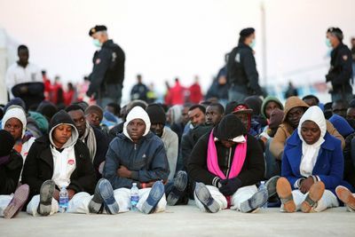 У италии больше нет денег, чтобы помочь мигрантам